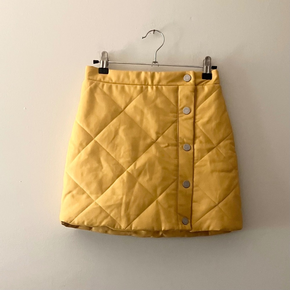Habitual Kid Mustard Yellow Quilted Faux Leather Mini Skirt Snap Front Size 12